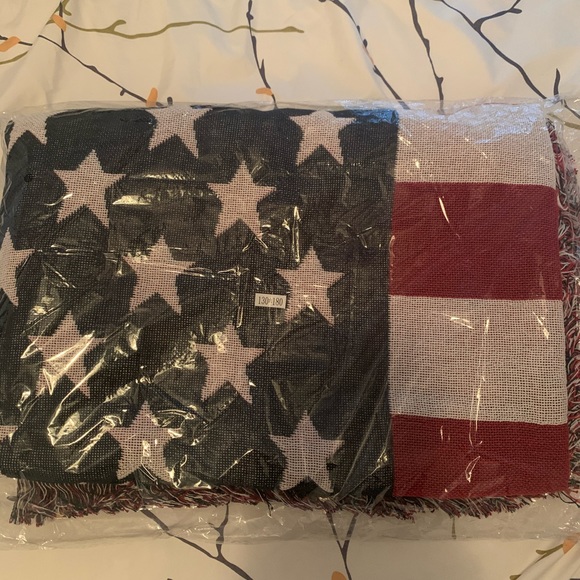 USA Flag Throw Blanket - Picture 7 of 7